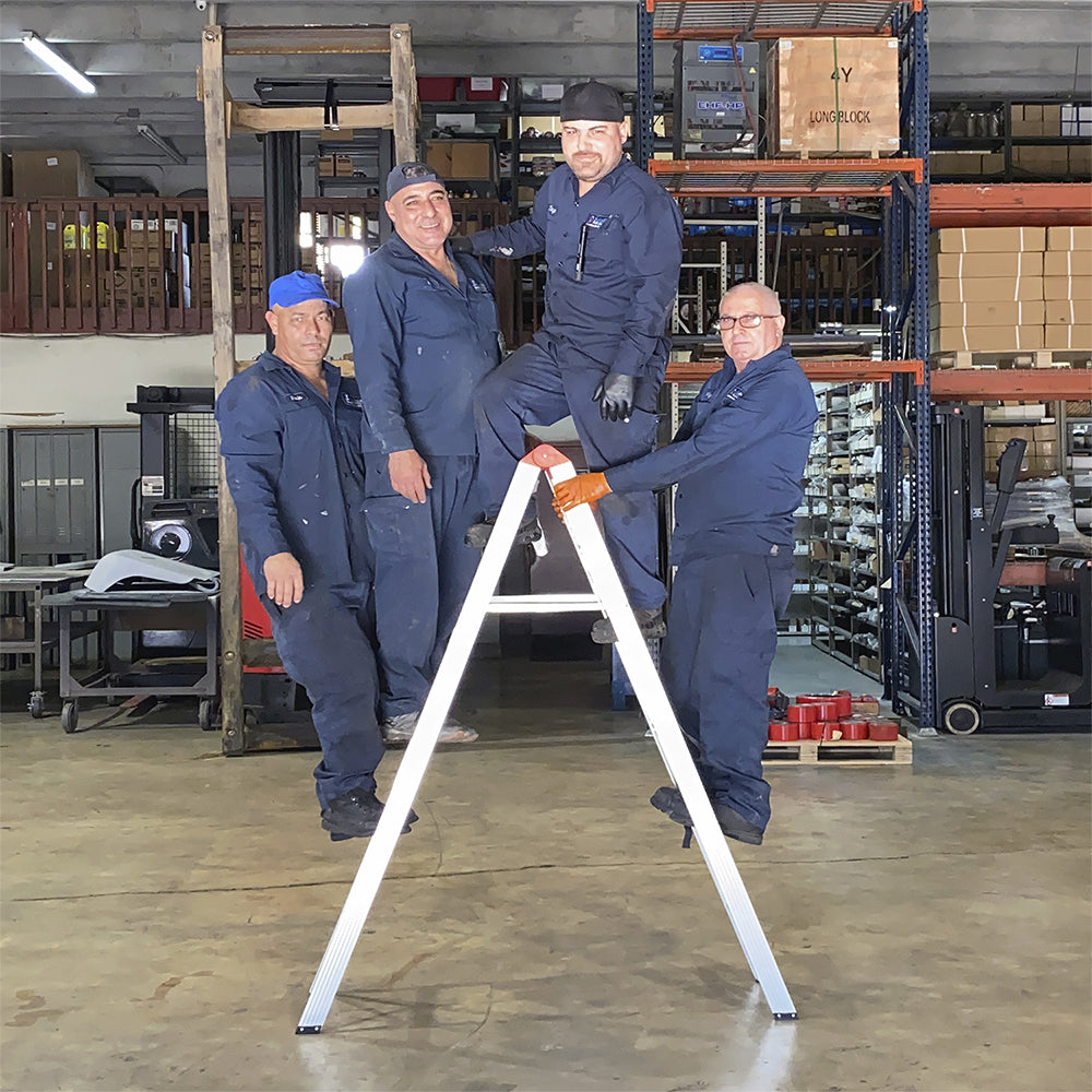 Fold-a-Step® Escalera Profesional Plegable de 4 Escalones